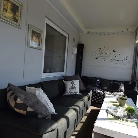 Solferie Home- Gullveien Apartment *